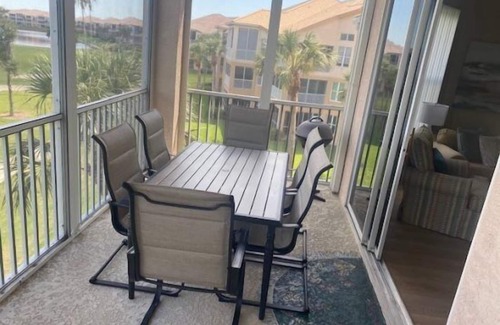 Tropical Cove Condo | No Worries, Tee On at Lexington CC Golf Village