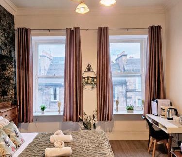 Old Town House | No15 Castle View