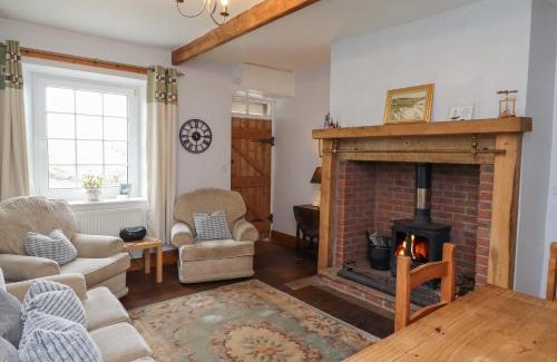 Bamburgh House | No2 Budle Bay Cottage