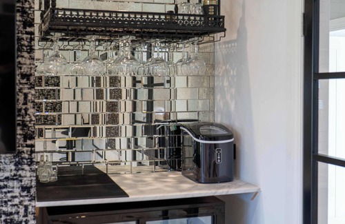 Ayr House | No22 Shalloch House - Donnini Apartments