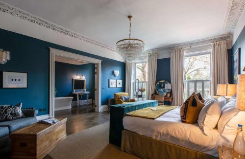Cheltenham Hotel | No38 The Park