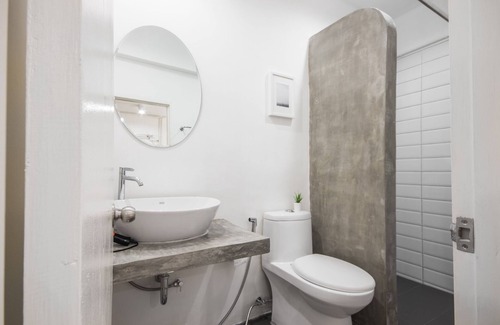 Bangkok Central Business District House | No5★TH39★Private Terrace Room, 7mins to EmQuartier
