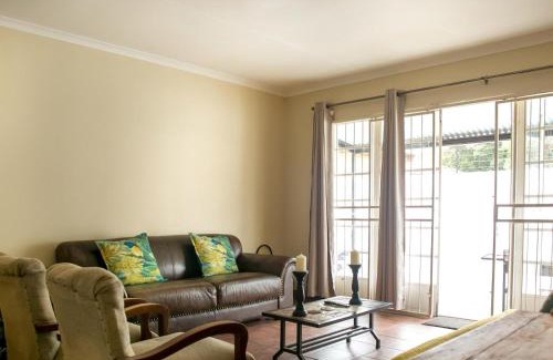 Bloemfontein Apartment | Nobis House Annex