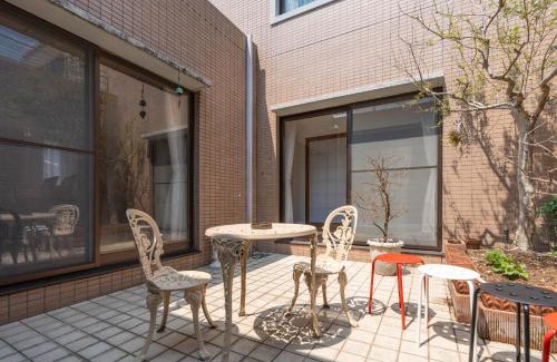 Higashi Ward Apartment | Nobu House"無料駐車場付き"BBQ可能"最大8人"外庭付き