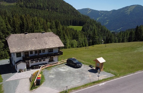 Sankt Oswald Apartment | Nockalm Cottage Studio Wiesennock