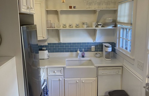 Nantucket Town Apartment | Noddy - Cozy & cute 1st Floor Studio close to town