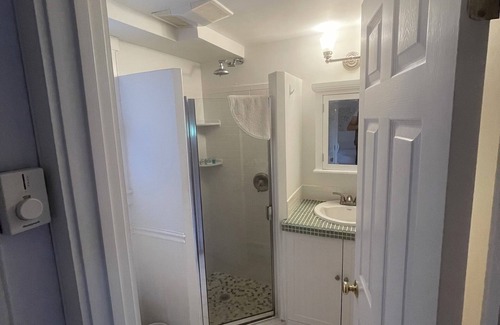 Nantucket Town Apartment | Noddy - Cozy & cute 1st Floor Studio close to town