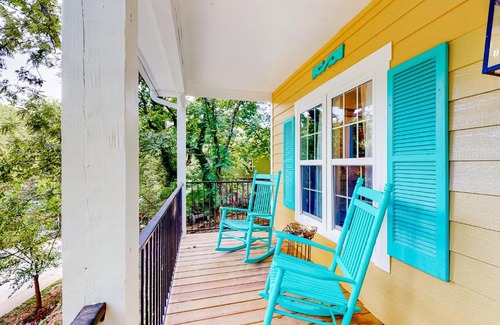 Eureka Springs Historic District House | NOLA on Main