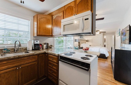 Grandview Heights Condo | Nola Suite a Cozy Retreat w/Pool Access