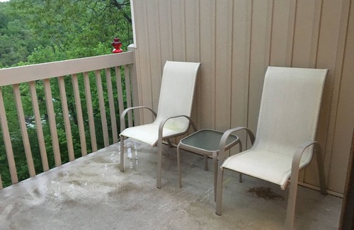 Osage Beach Condo | NON SMOKING, CLEAN, READY FOR YOU!