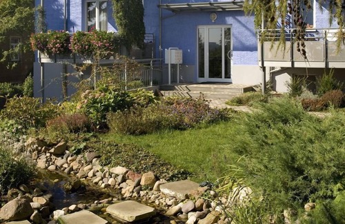 Kleinpestitz/Mockritz Apartment | Non-smoking vacation apartment with covered balcony