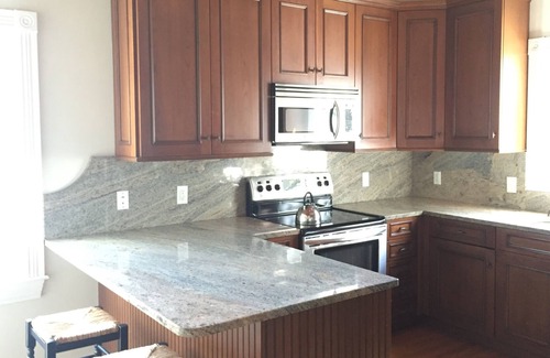 Nonquitt House | Nonquitt Summer Cottage: Comforts of home close to beach, golf, tennis and fun!