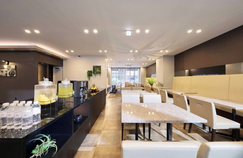 Namba Hotel | Nonsmoking Double Room only plan All rooms equipped with smart TVs/Osaka Ōsaka