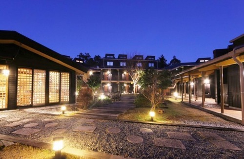 Hata-gun Hotel | Nonsmoking Goemon openair bath special JapaneseWestern room 2 meals | Kuroshio /Shimanto Kōchi