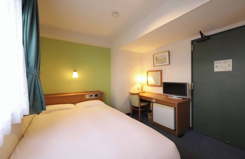 Takaoka Hotel | Nonsmoking Semidouble Room only Smile Value /Takaoka Toyama