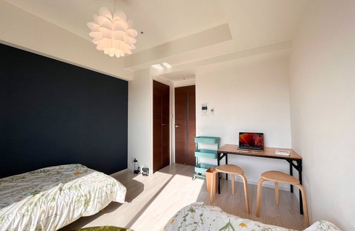 Naniwa Hotel | Nonsmoking Spacious and relaxing 1K twin room 24 people/Osaka Ōsaka