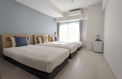 Naniwa Hotel | Nonsmoking Superior triple 3 single beds 20/Osaka Ōsaka