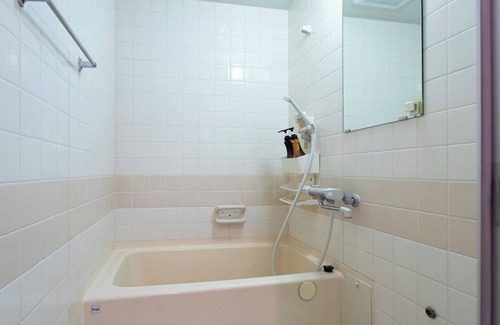 Hakata-ku Hotel | Nonsmoking Triple Room 603 | Room only VS/Fukuoka Fukuoka
