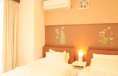 Namba Hotel | Nonsmoking Triple room with bathroom and toilet Up to 4 people Sakuragawa Riverside Hotel/Osaka Ōsaka