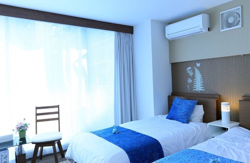 Namba Hotel | Nonsmoking Triple room with bathroom and toilet Up to 4 people Sakuragawa Riverside Hotel/Osaka Ōsaka