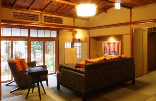 Okutsu Onsen House | NonsmokingEmphasison quality small amount of delicious kaisekiJapanesestyle room upgrade /Tohakugun Tottori