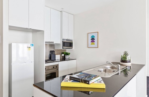 Melbourne Central Business District Apartment | Nook Melbourne - Collins Street