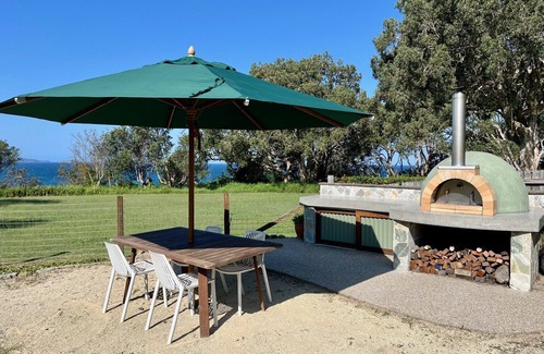 Norah Head House | Norah Head Clifftop Cottage