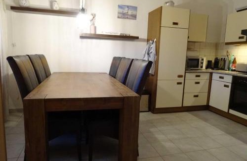 Tarp Apartment | Nord-Ostsee-Nest - FeWo mit Sonnenterrasse und Wallbox