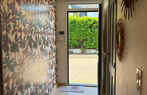 Vannes House | Nordic bath - Vannes center in dead-end street - south garden - QUIET - 4 BEDROOMS