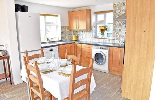 Scratby House | Norfolk self catering Holiday Cottage by the sea Scratby peaceful & relaxing