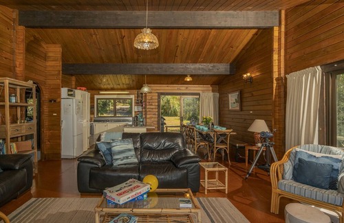 Wharekaho Cottage | Norma's Place - Simpsons Beach Bach