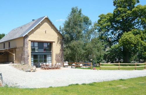 Moyon-Villages Cottage | Norman House with Private Spa and Pets Allowed