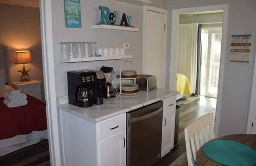 Cape San Blas House | North Cape- Behing Trading Post - Pet Friendly