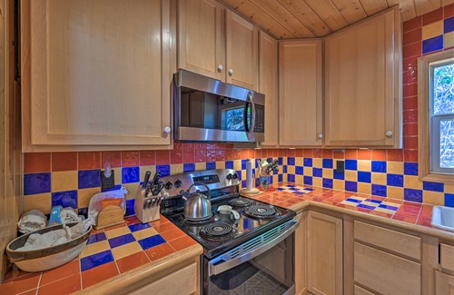 Bryson City Cabin | North Carolina Escape w/Deck, Grill & Fire Pit!