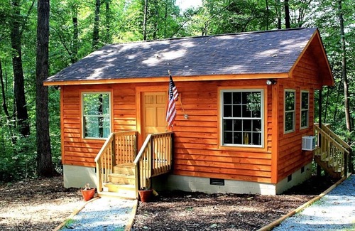 Boonville Cabin | North Carolina Private Vineyard Cabin - winery, honeymoon, hiking, fireplace
