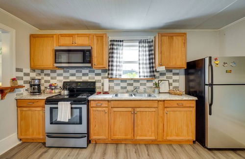 East Durham House | North Carolina Vacation Rental w/ Private Yard