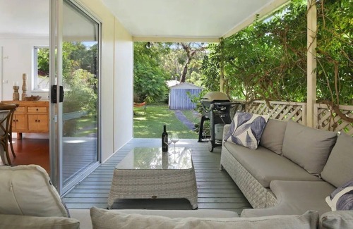 Pearl Beach Cottage | North facing cottage - 300m flat level walk to Pearl Beach