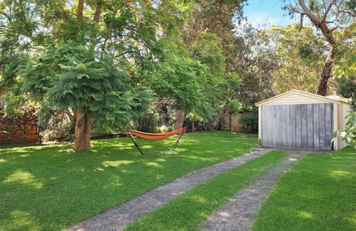 Pearl Beach Cottage | North facing cottage - 300m flat level walk to Pearl Beach