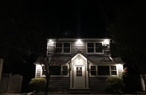 Aquebogue House | North Fork Home Steps to Private Beach & Walk to Marina, Farms, Restaurants.