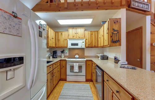 Blairsville Cabin | North Georgia Mountain Escape: Family Friendly!