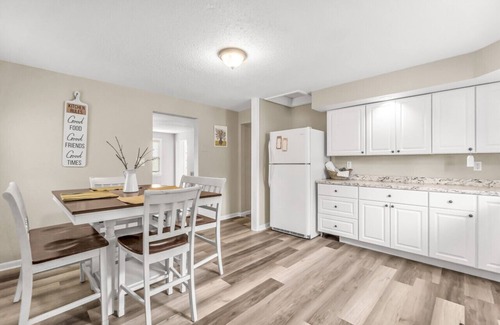 North Haven House | North Haven Charm – 3BD Yale Retreat