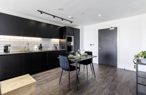 College Park and Old Oak Apartment | North Ken VII - 1Bedroom/Ziplink+Balcony+Concierge
