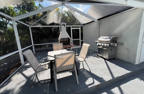 Willoughby Acres House | North Naples getaway w/Heated Pool. Pet friendly!