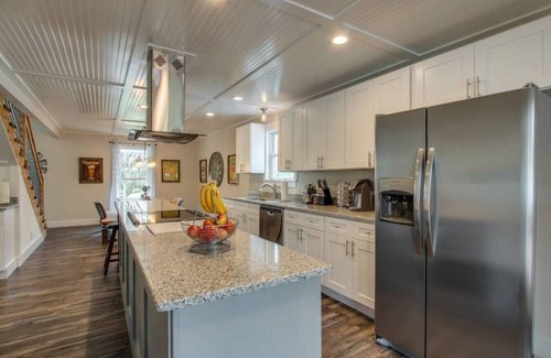 Hendersonville House | North Nashville Farmhouse