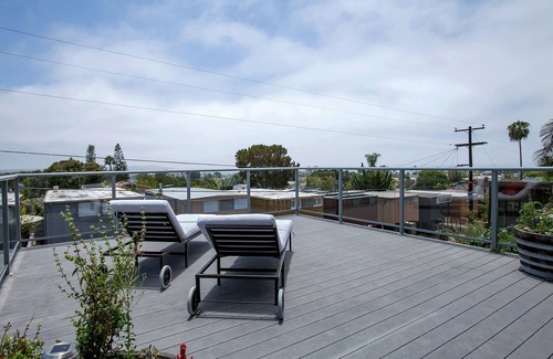 La Jolla Mesa House | North Pacific Beach Views