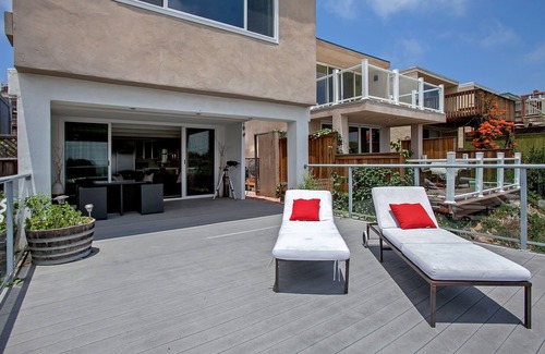 La Jolla Mesa House | North Pacific Beach Views