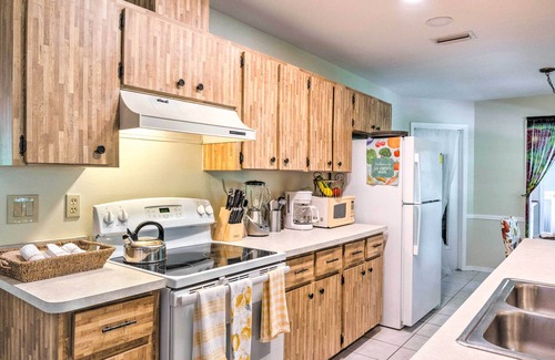 Warm Mineral Springs House | North Port Garden Home: Florida Room, Lanai!