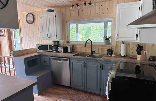 Tarbot House | North River LodgenBeautiful Century home with 4 bedrooms and 3 bathrooms