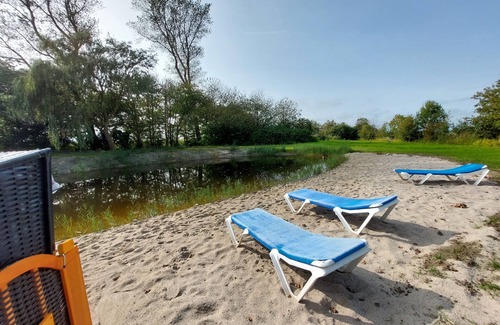Butjadingen Condo | North Sea vacation in summer - dates still available! Dogs are very welcome!