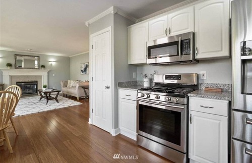 Marysville House | North Seattle Retreat